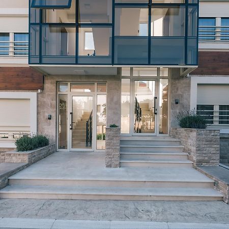 Villa Royal Apartments Tivat Exterior photo